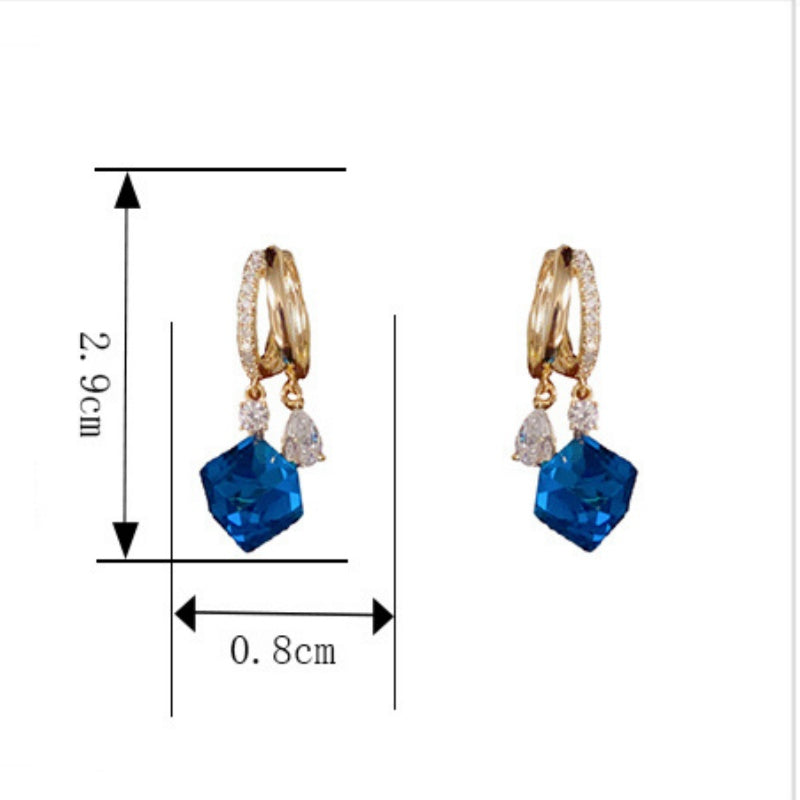“Beso Aurora” – Pendientes de cristal azul brillantes