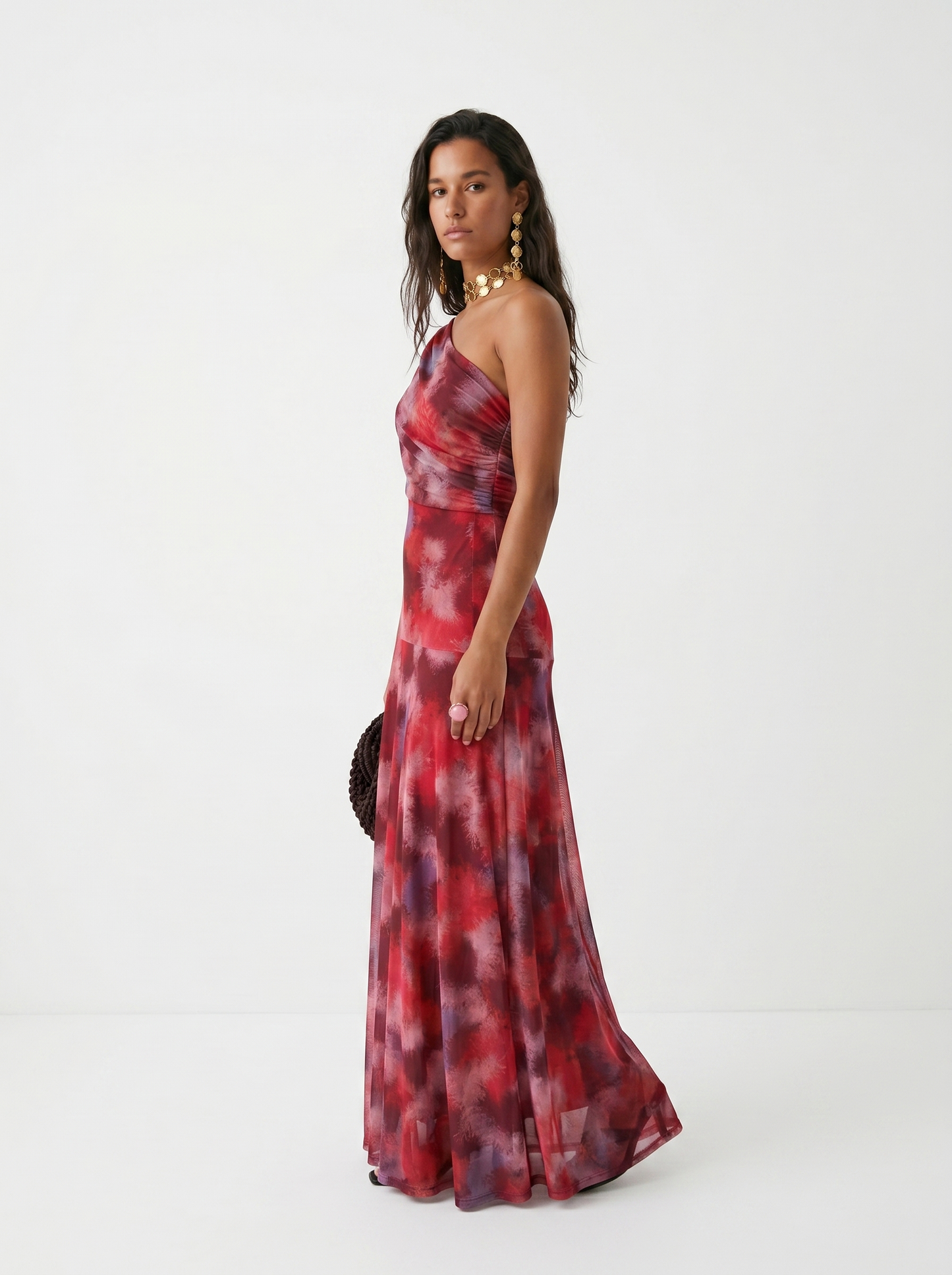 Carla  Vestido elegante y sencillo