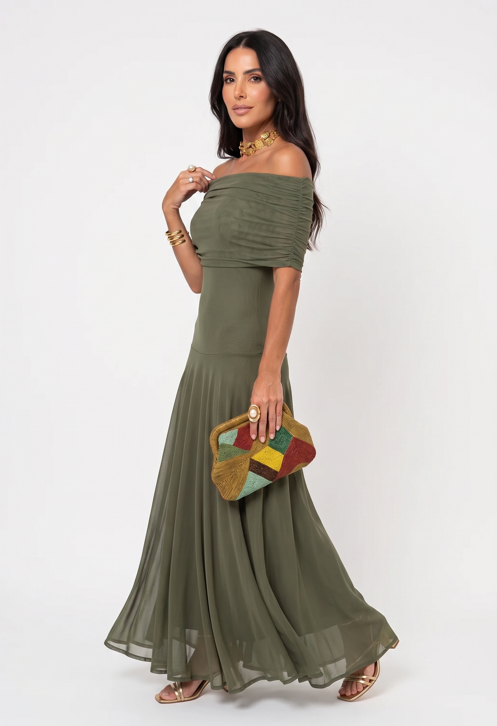 Carla  Vestido elegante y sencillo