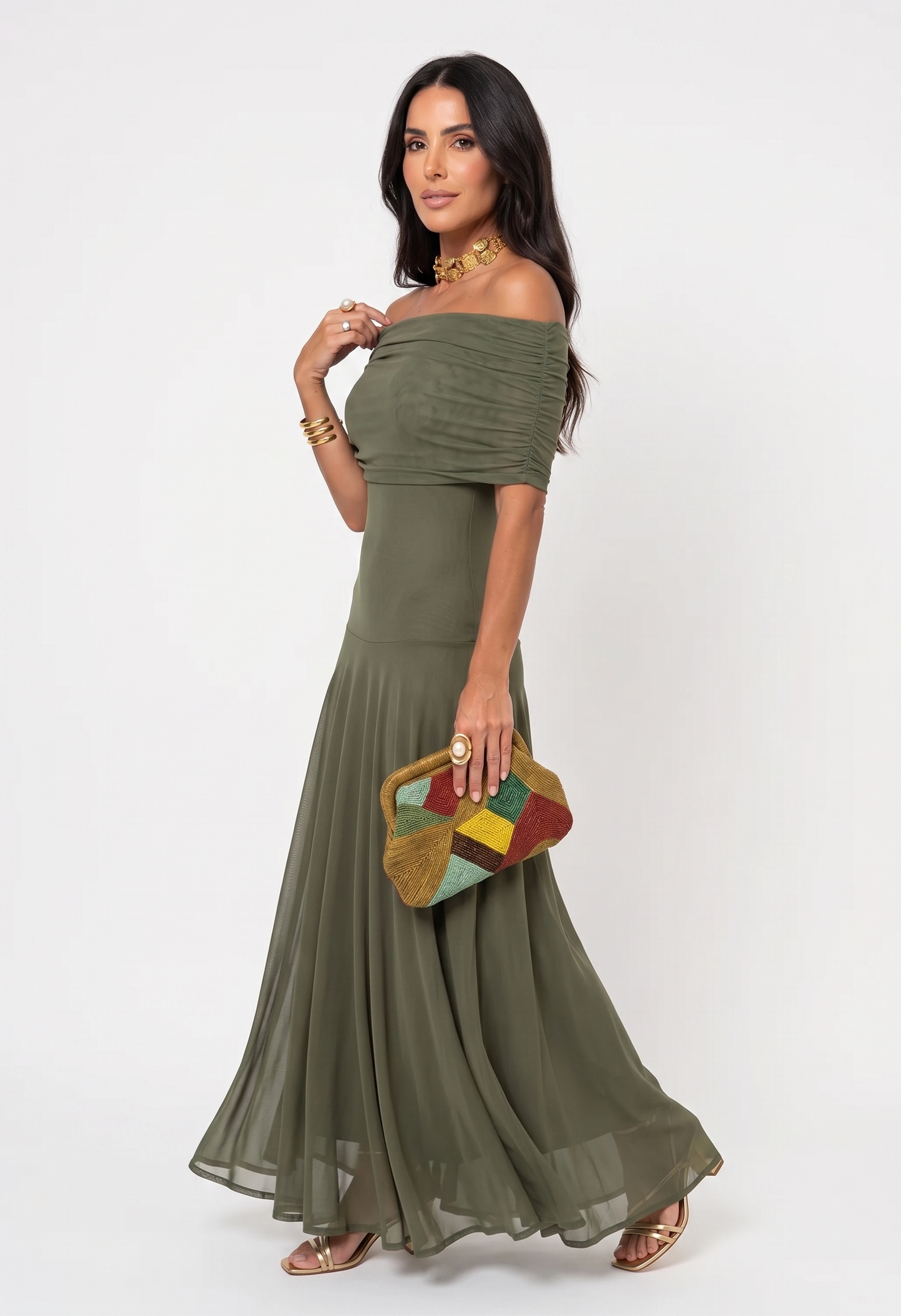 Carla  Vestido elegante y sencillo