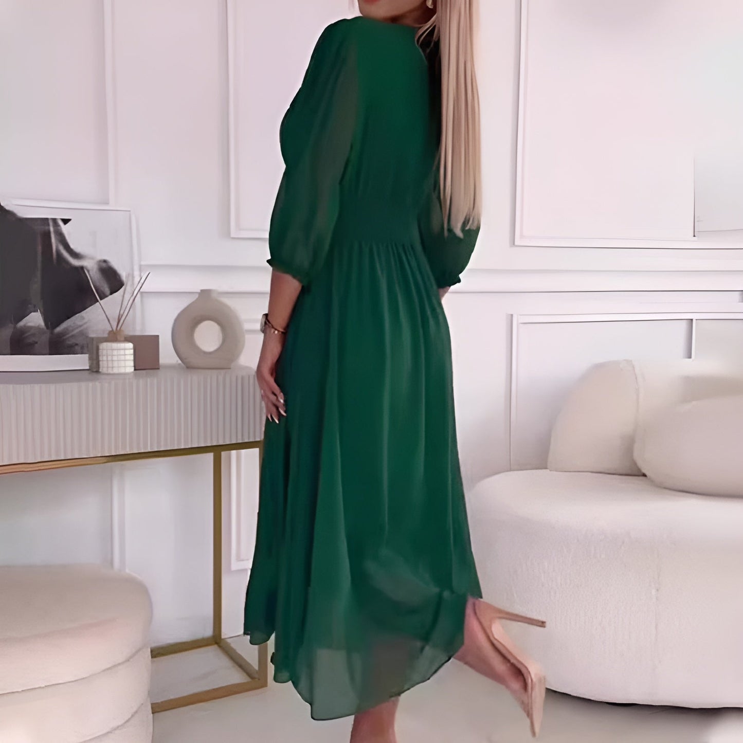 Aura, Elegante Vestido