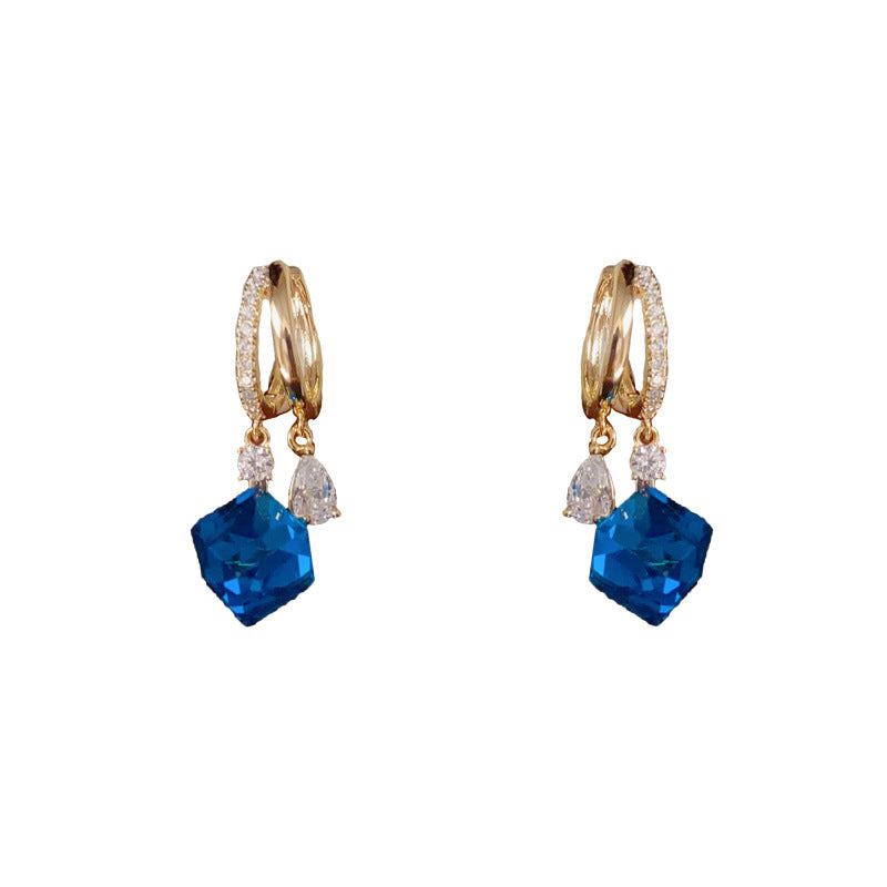 “Beso Aurora” – Pendientes de cristal azul brillantes